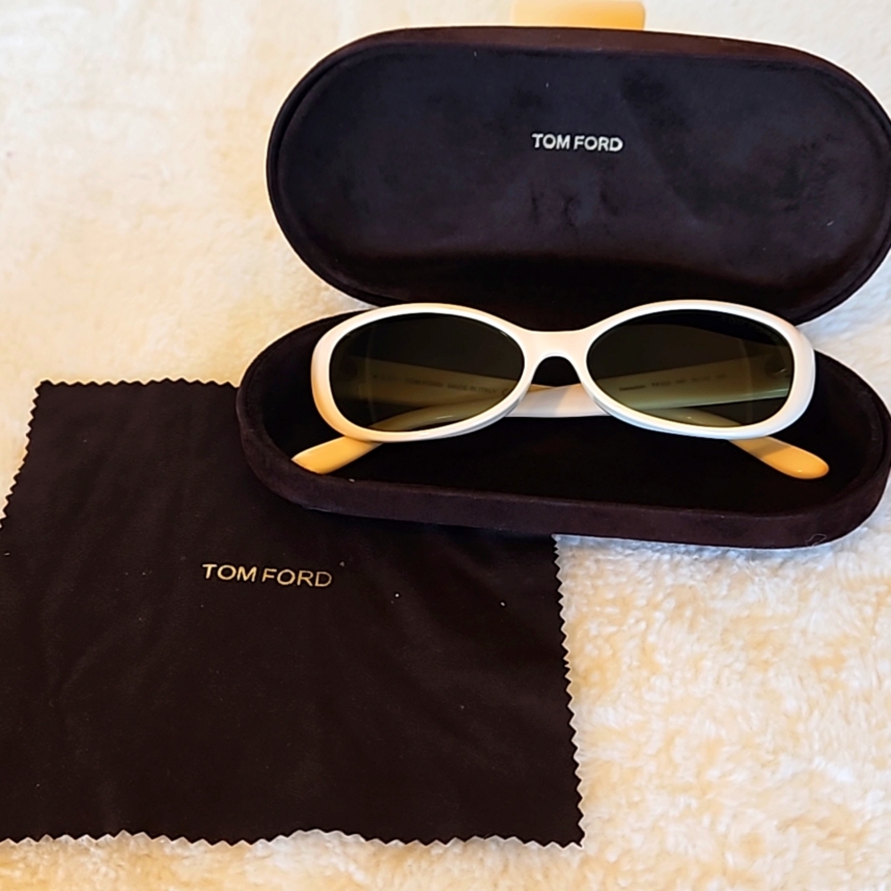 TOM FORD Authentic Ivory Sebastian Sunglasses with Case VGUC